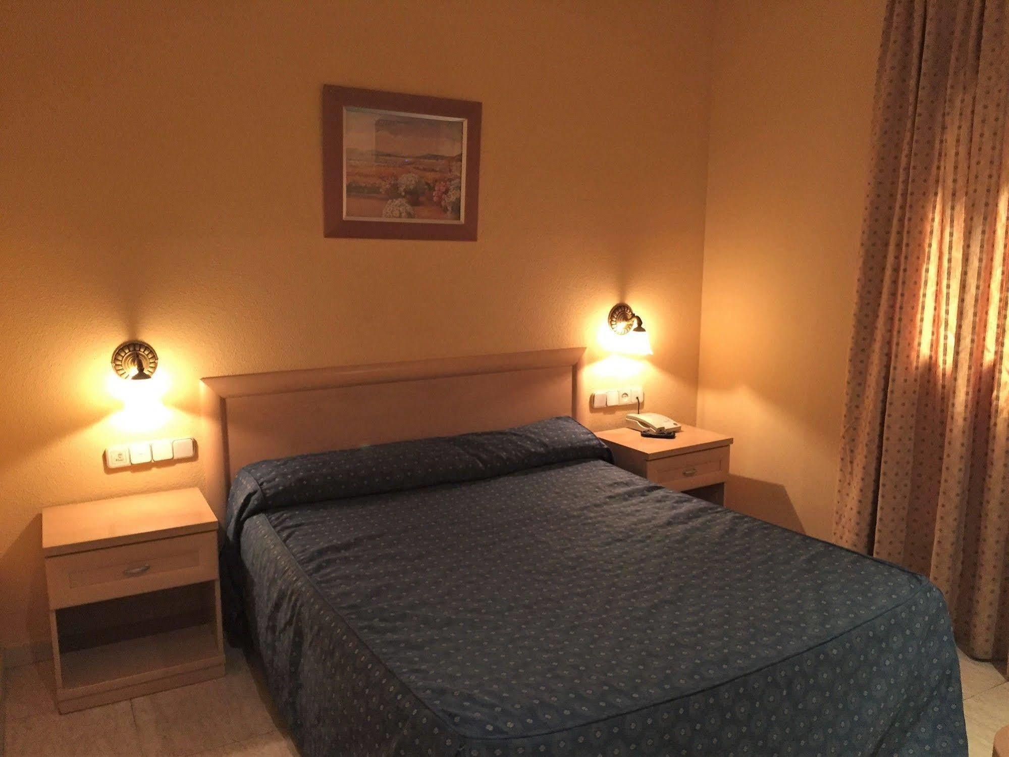 Hotel La Union Humanes de Madrid Eksteriør billede